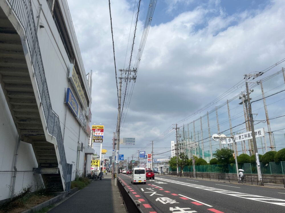 【閉店】堺区・府道30号線沿いの「ライフ大仙店」が、建替え工事による一時閉店されます。