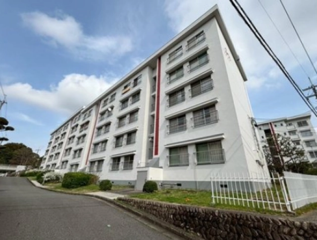 泉北茶山台第1次住宅11号棟 中古マンションの不動産情報です。