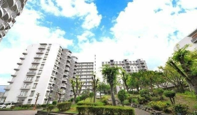 エバーグリーン７棟 中古マンションの不動産情報です。